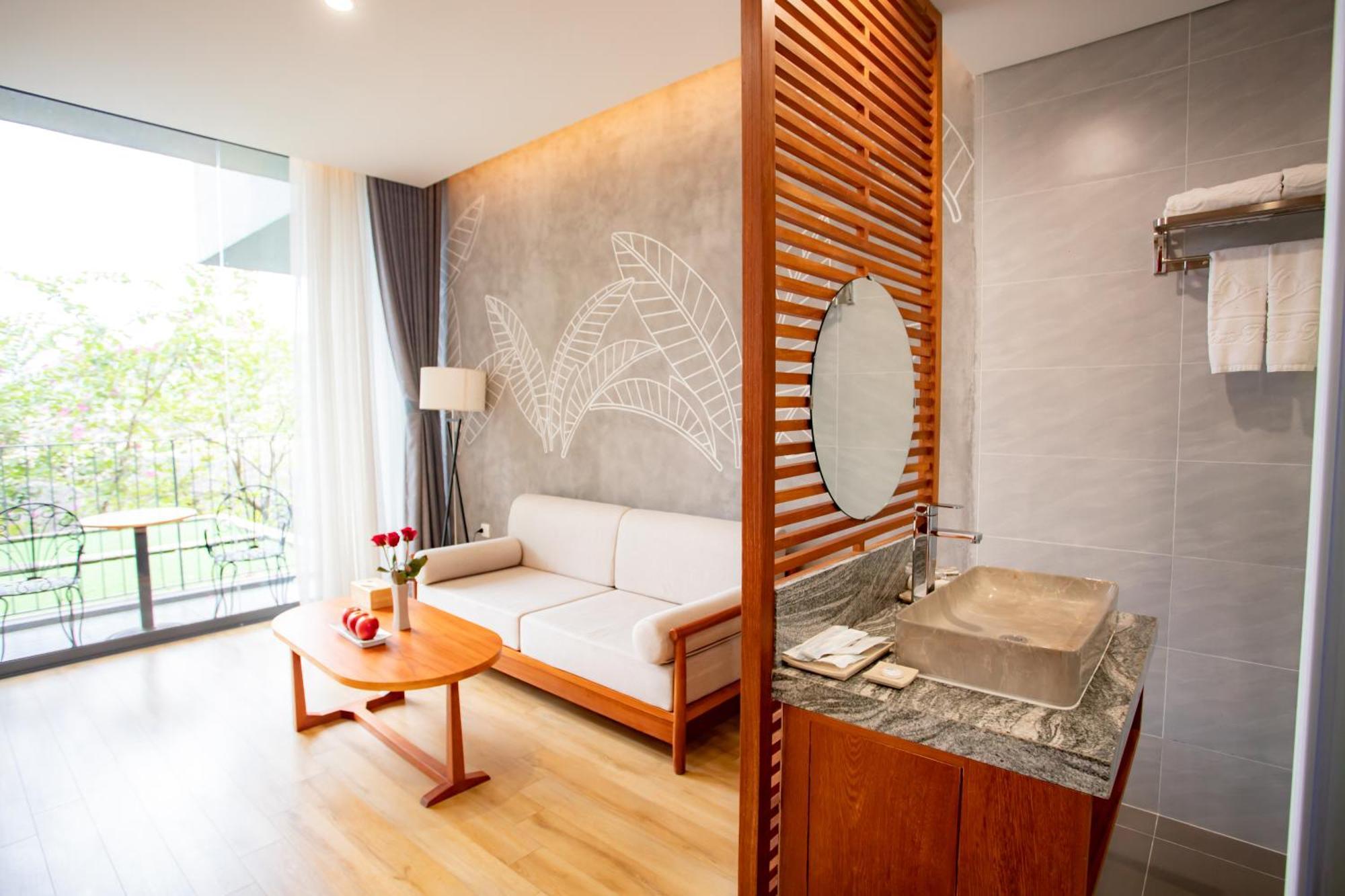 Wyndham Grand Vedana Ninh Binh Resort ภายนอก รูปภาพ